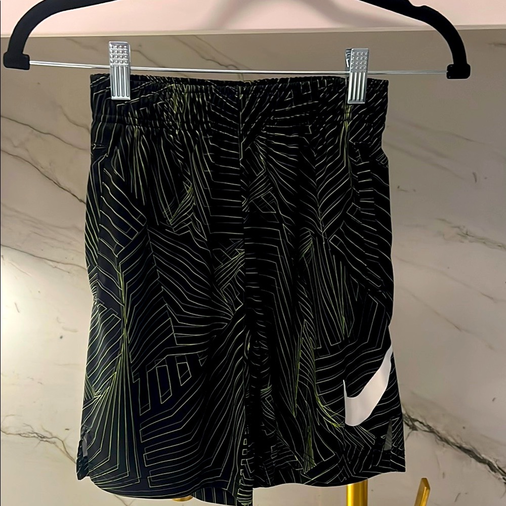 Nike Dri-Fit Black and Green Patterned Athletic Shorts